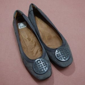 Clarks Grey Suede Candra Flats - NEW 7.5